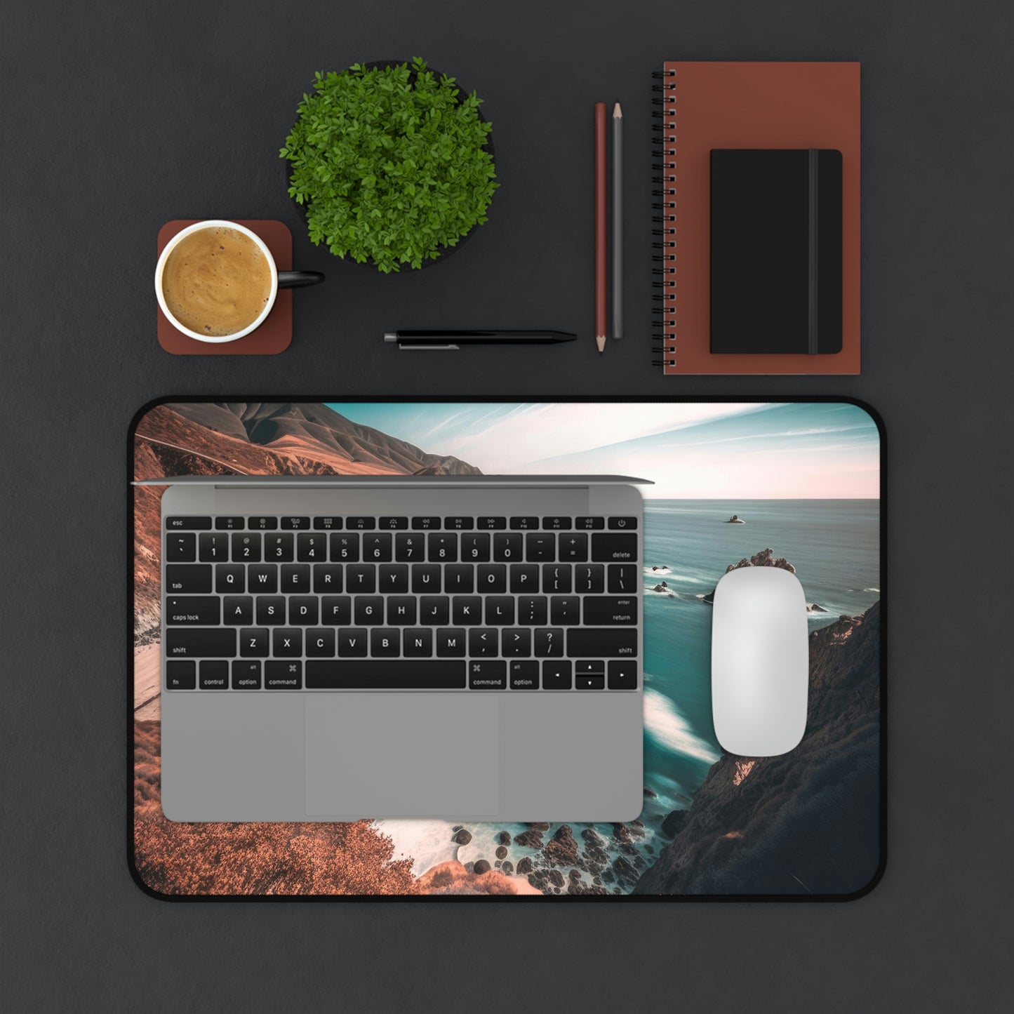 Sea Breeze Cottage. | Desk Mat